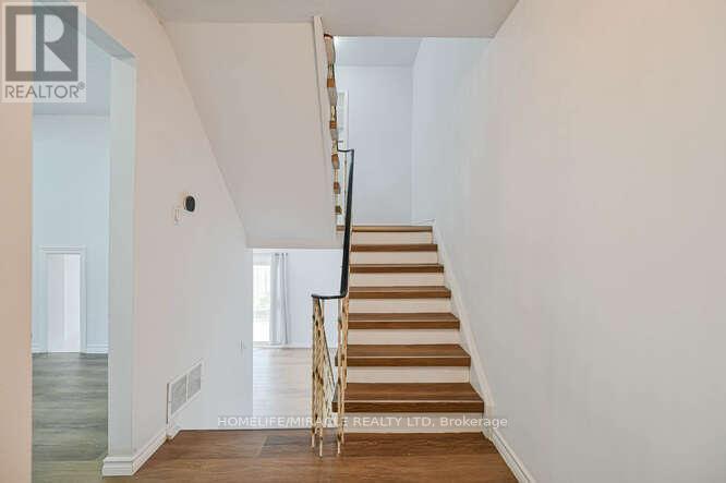 48 - 2012 Martingrove Road W, Toronto, Ontario  M9V 4A3 - Photo 5 - W12451466