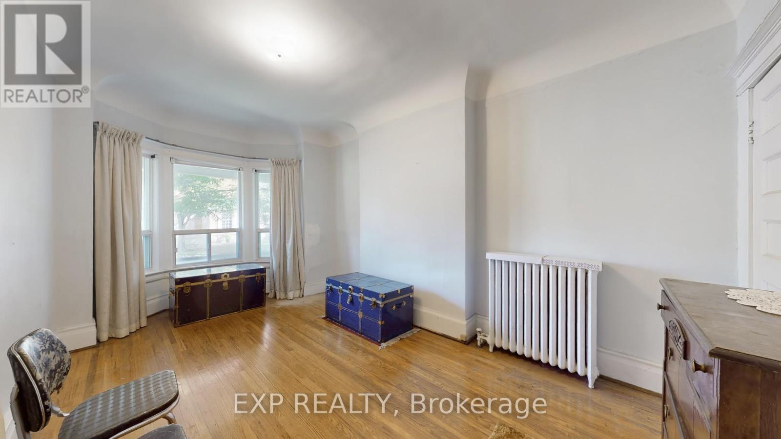 126 Close Avenue, Toronto, Ontario  M6K 2V5 - Photo 35 - W12451467