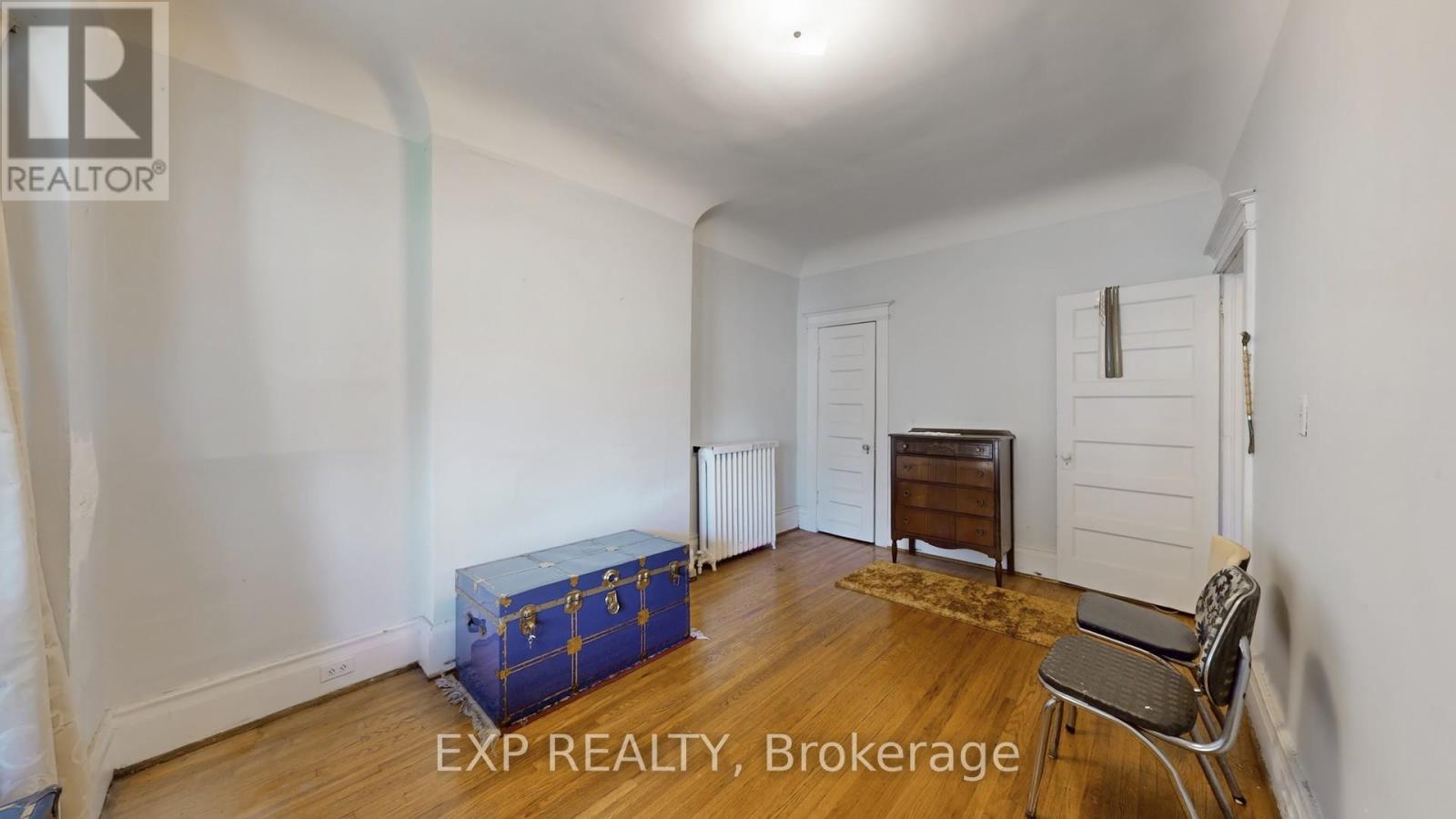 126 Close Avenue, Toronto, Ontario  M6K 2V5 - Photo 37 - W12451467