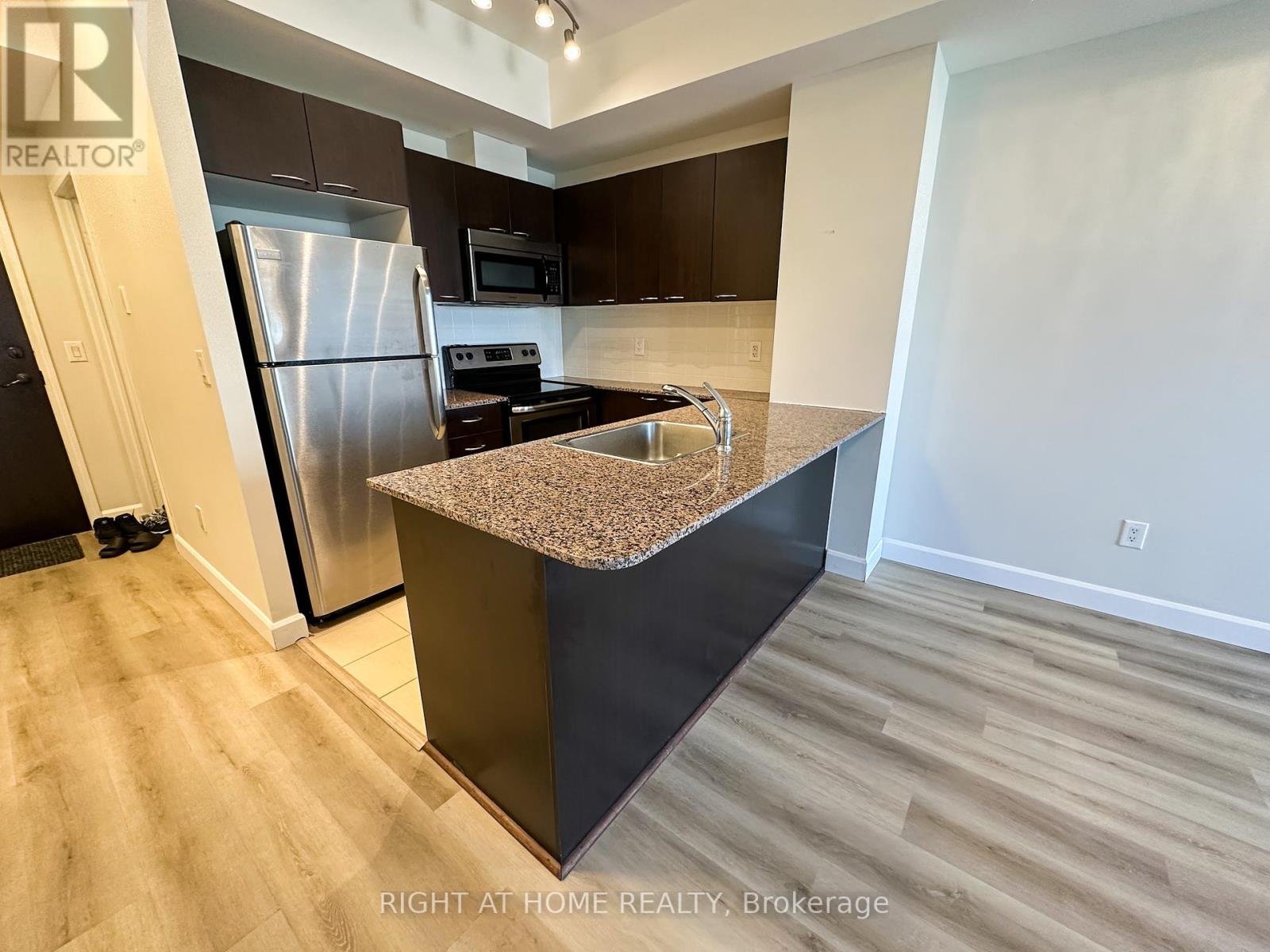 2604 - 385 Prince Of Wales Drive, Mississauga, Ontario  L5B 0C6 - Photo 1 - W12451478
