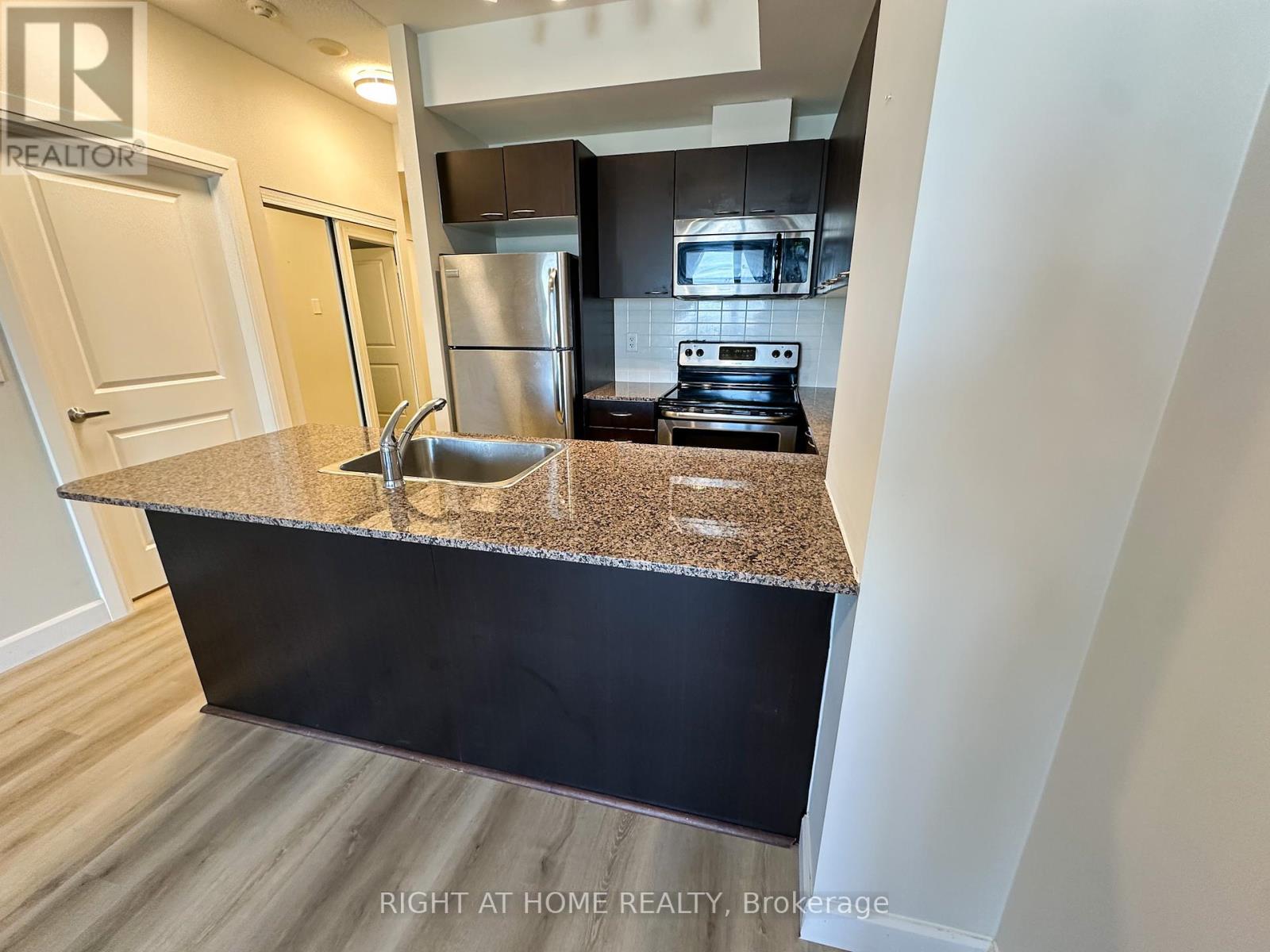 2604 - 385 Prince Of Wales Drive, Mississauga, Ontario  L5B 0C6 - Photo 2 - W12451478