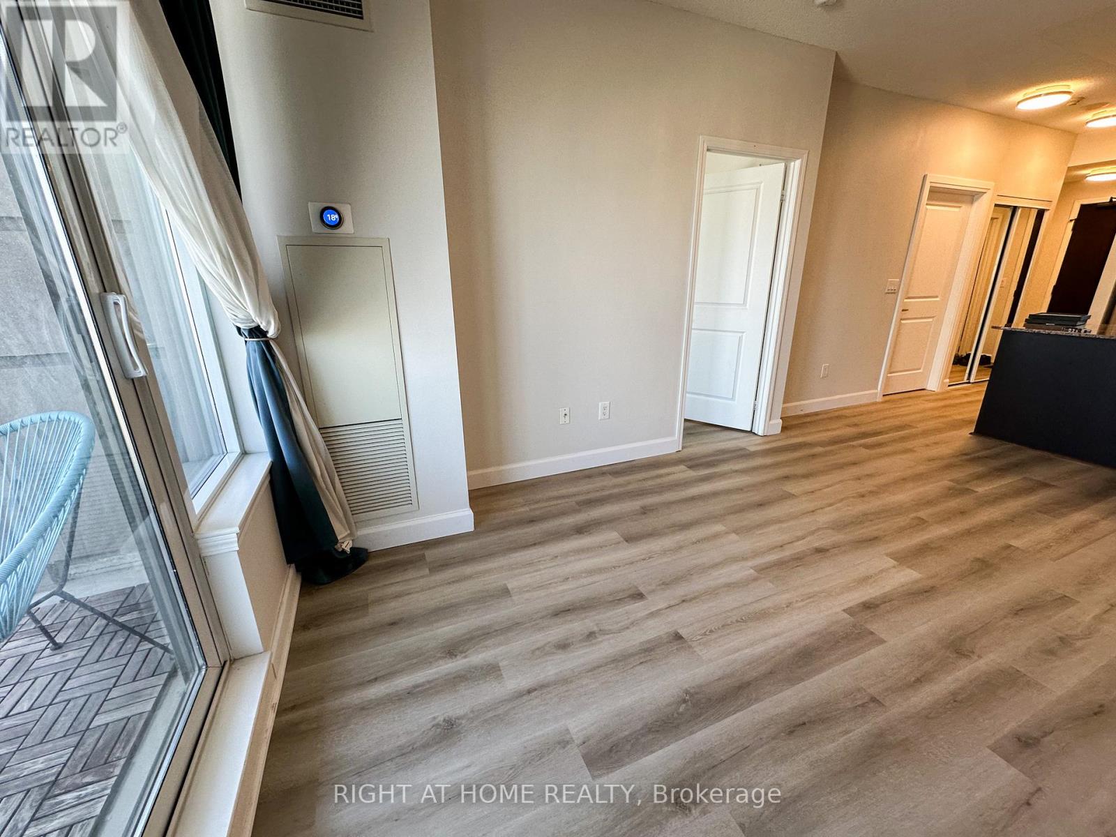 2604 - 385 Prince Of Wales Drive, Mississauga, Ontario  L5B 0C6 - Photo 5 - W12451478