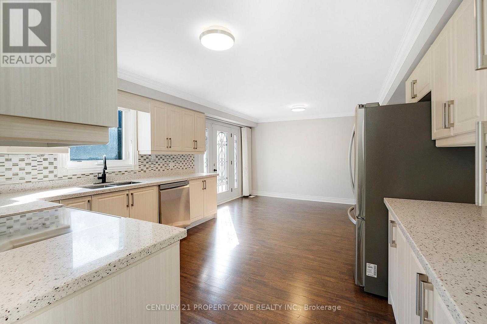 14 Huttonville Drive, Brampton, Ontario  L6X 0C1 - Photo 16 - W12451488