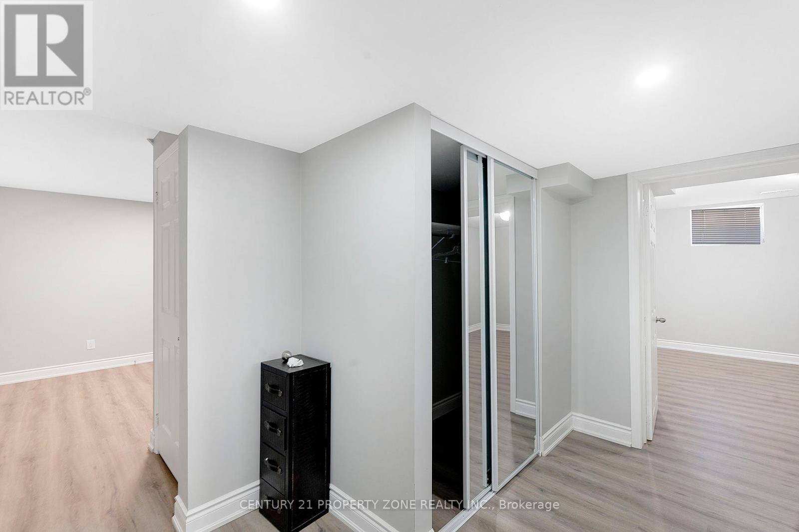 14 Huttonville Drive, Brampton, Ontario  L6X 0C1 - Photo 40 - W12451488