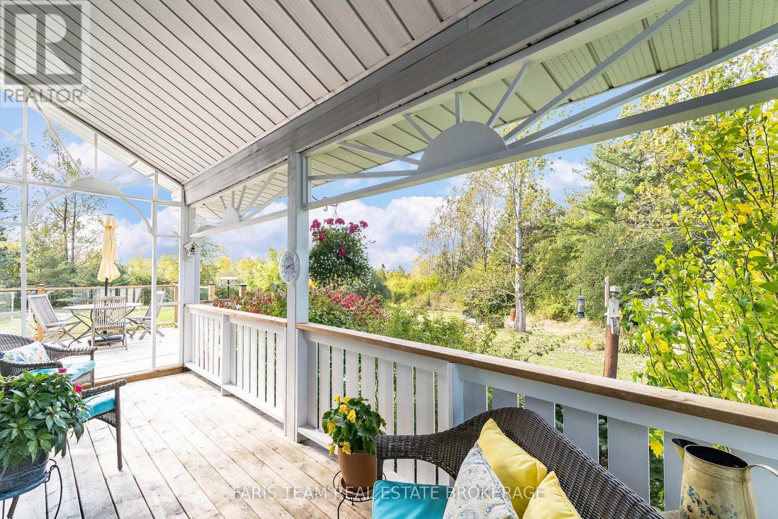 174 Robertson Avenue, Meaford, Ontario  N4L 1W7 - Photo 33 - X12451241