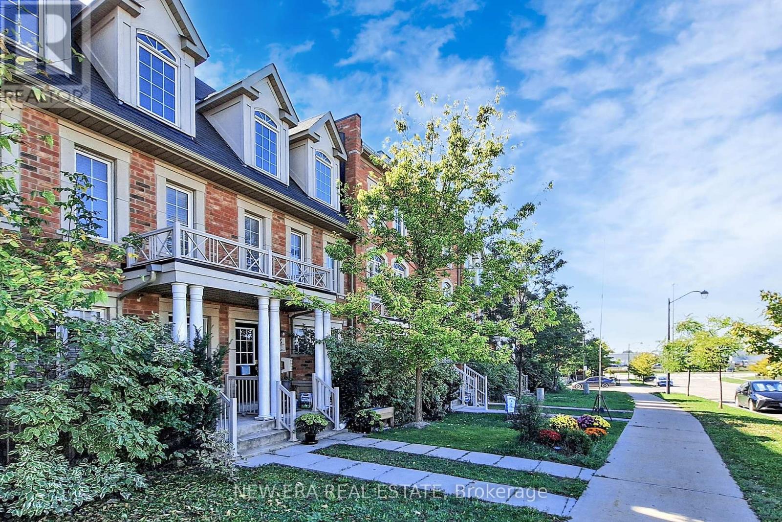 33 Sergio Marchi Street, Toronto, Ontario  M3L 0E5 - Photo 1 - W12451508