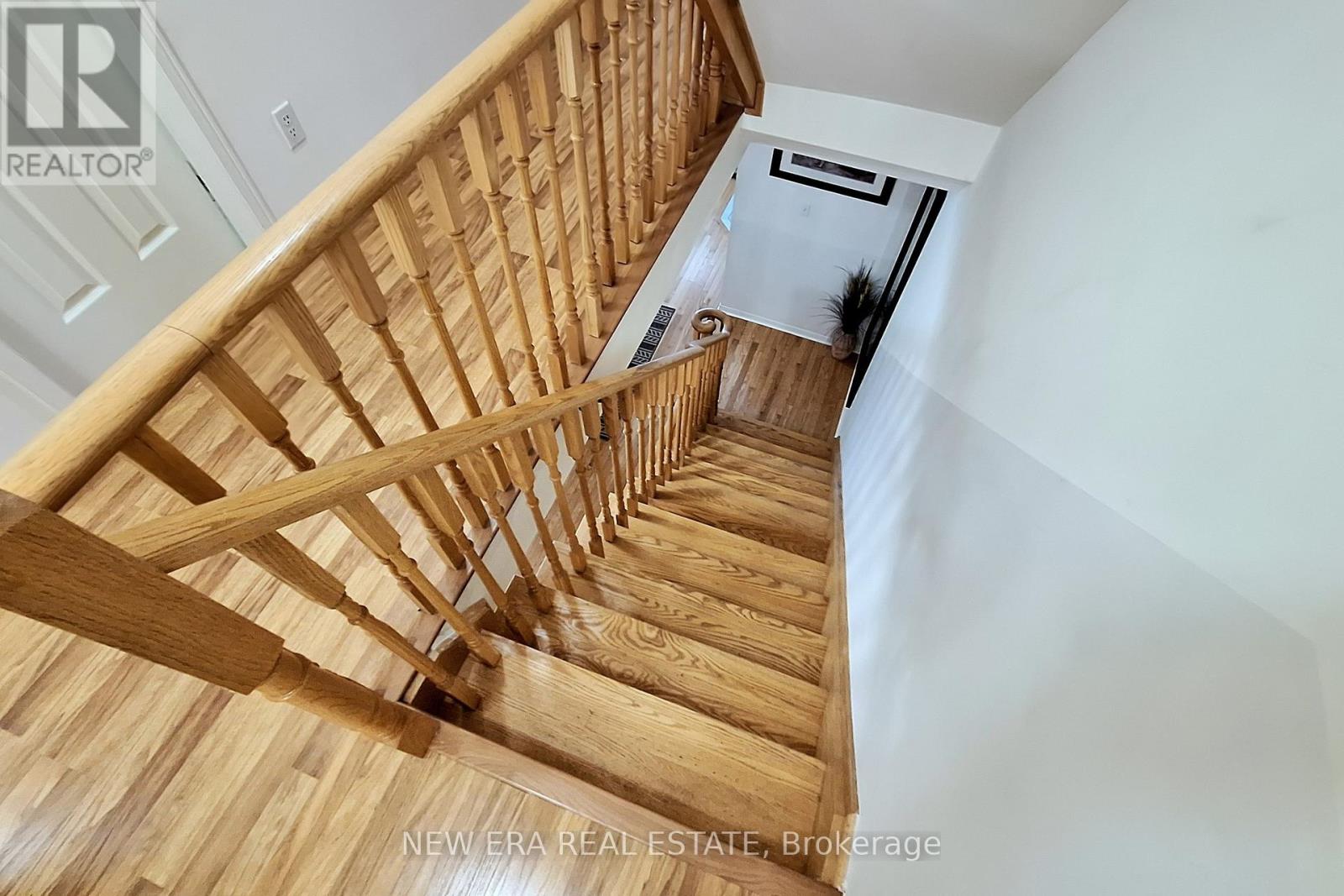 33 Sergio Marchi Street, Toronto, Ontario  M3L 0E5 - Photo 17 - W12451508