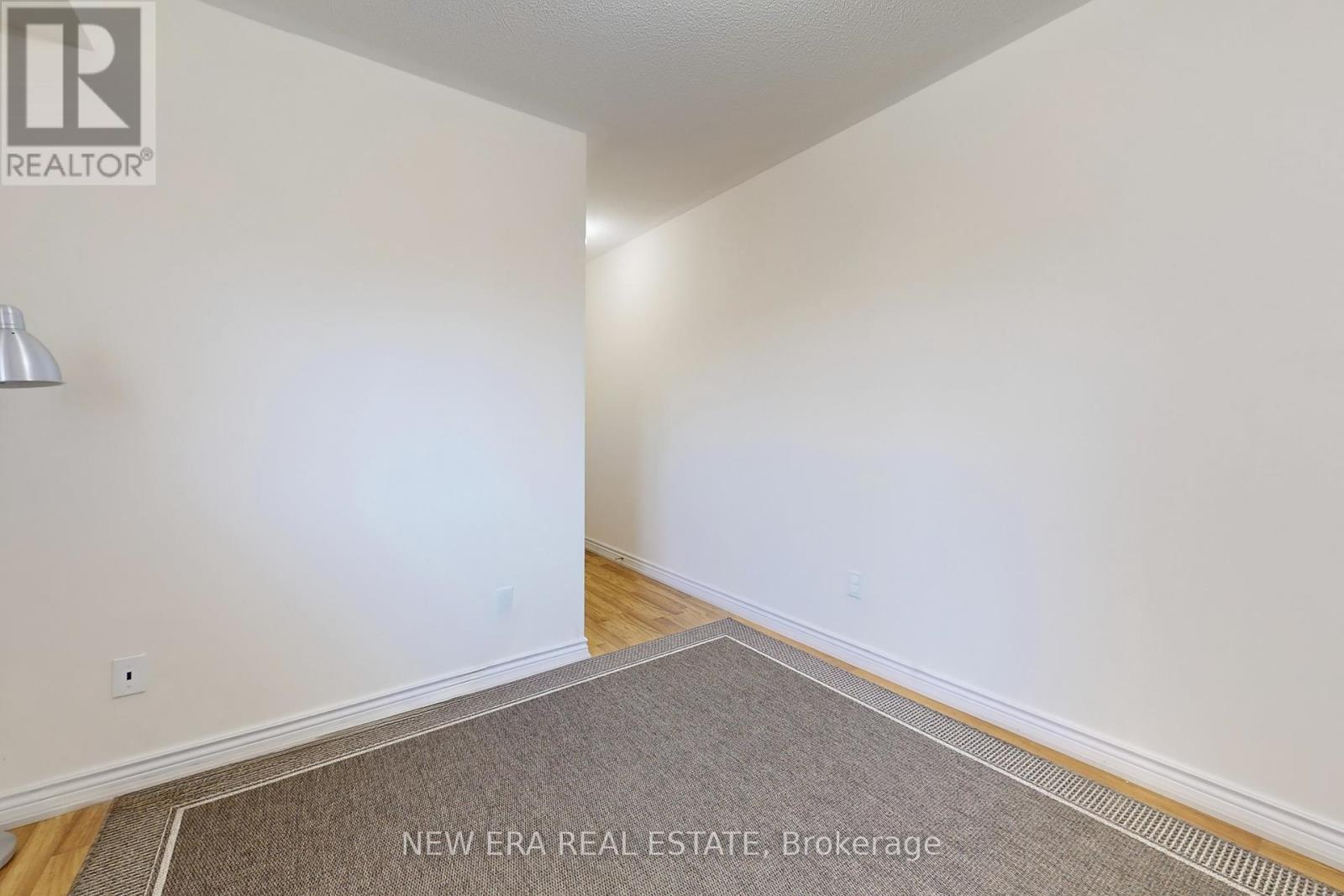33 Sergio Marchi Street, Toronto, Ontario  M3L 0E5 - Photo 19 - W12451508