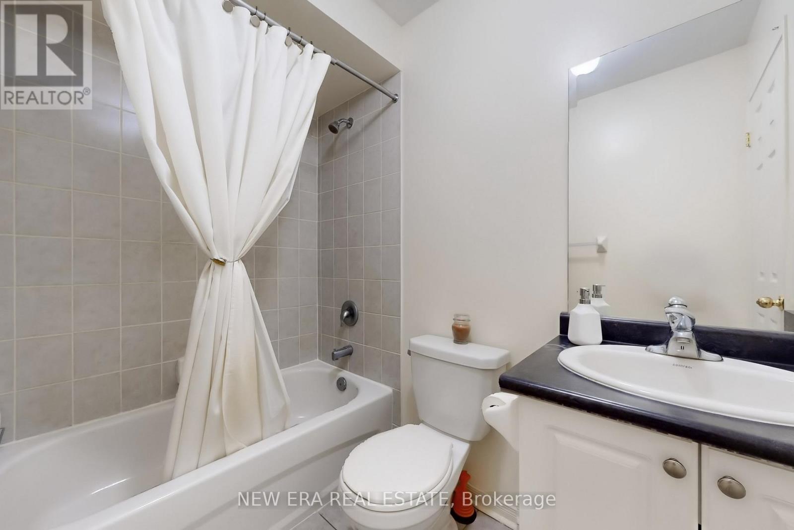 33 Sergio Marchi Street, Toronto, Ontario  M3L 0E5 - Photo 27 - W12451508