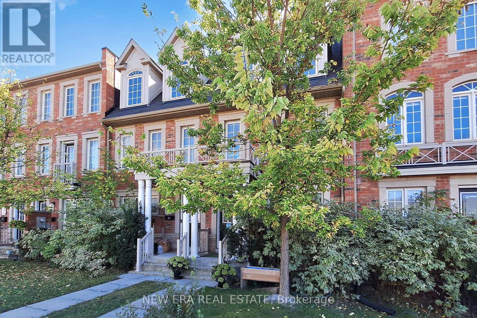 33 Sergio Marchi Street, Toronto, Ontario  M3L 0E5 - Photo 4 - W12451508