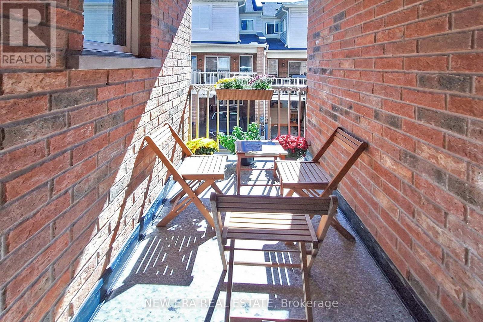 33 Sergio Marchi Street, Toronto, Ontario  M3L 0E5 - Photo 44 - W12451508
