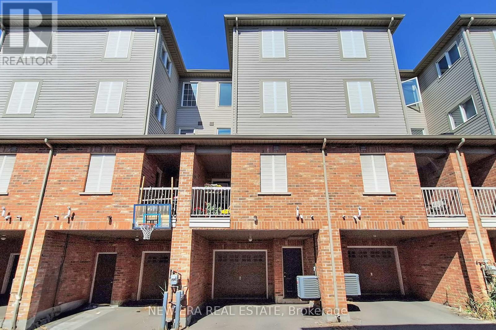 33 Sergio Marchi Street, Toronto, Ontario  M3L 0E5 - Photo 48 - W12451508