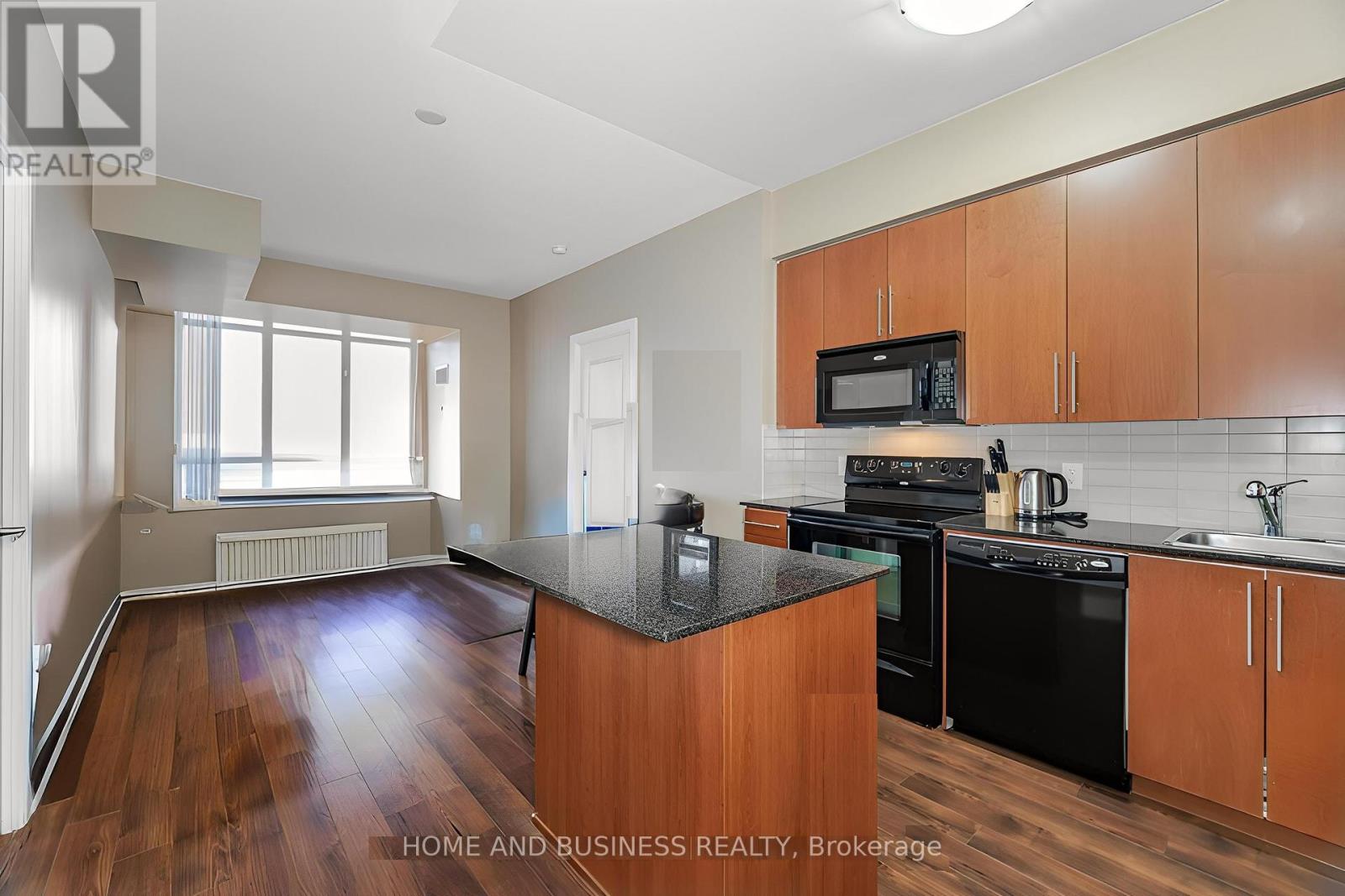 3008 - 330 Burnhamthorpe Road W, Mississauga, Ontario  L5B 0E1 - Photo 3 - W12451510