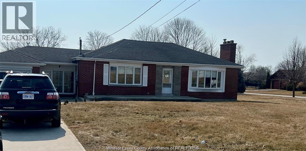 214 Seacliff Drive, Leamington, Ontario  N8H 4B4 - Photo 4 - 25025532