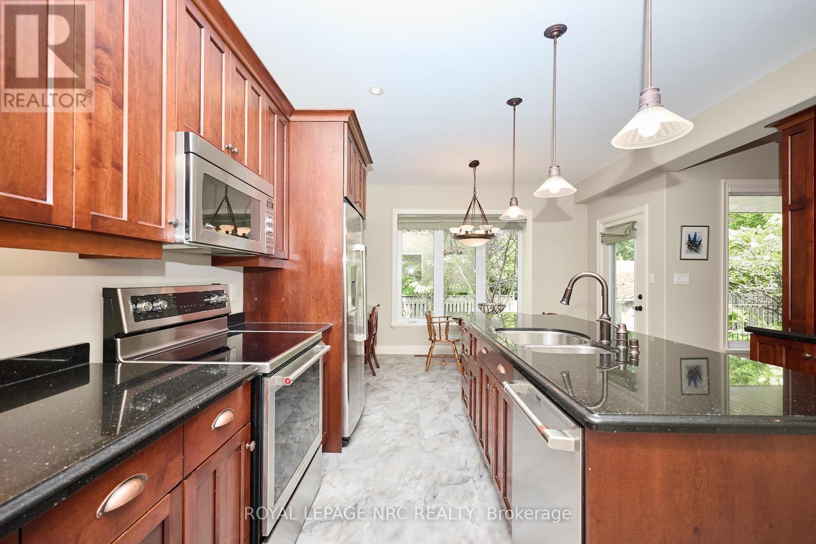 776 Warner Road, Niagara-On-The-Lake, Ontario  L0S 1P0 - Photo 14 - X12451539