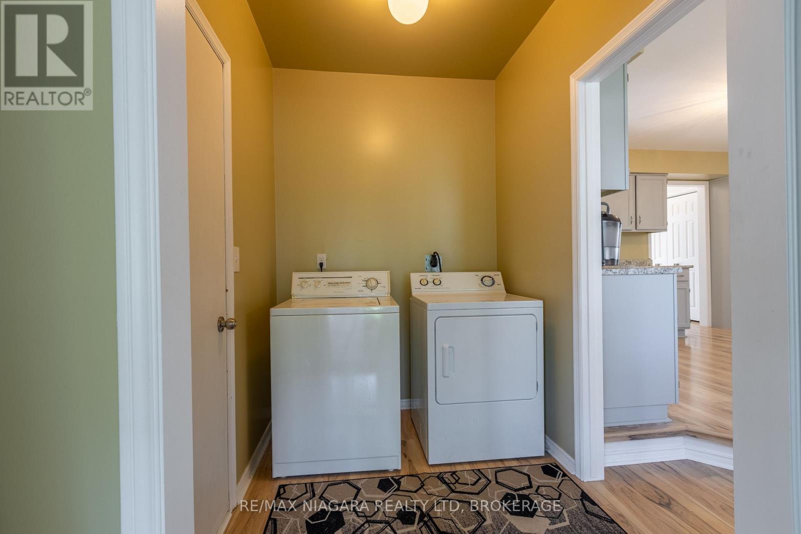 161 Green Pointe Drive, Welland (N. Welland), Ontario  L3C 6Y7 - Photo 15 - X12451616