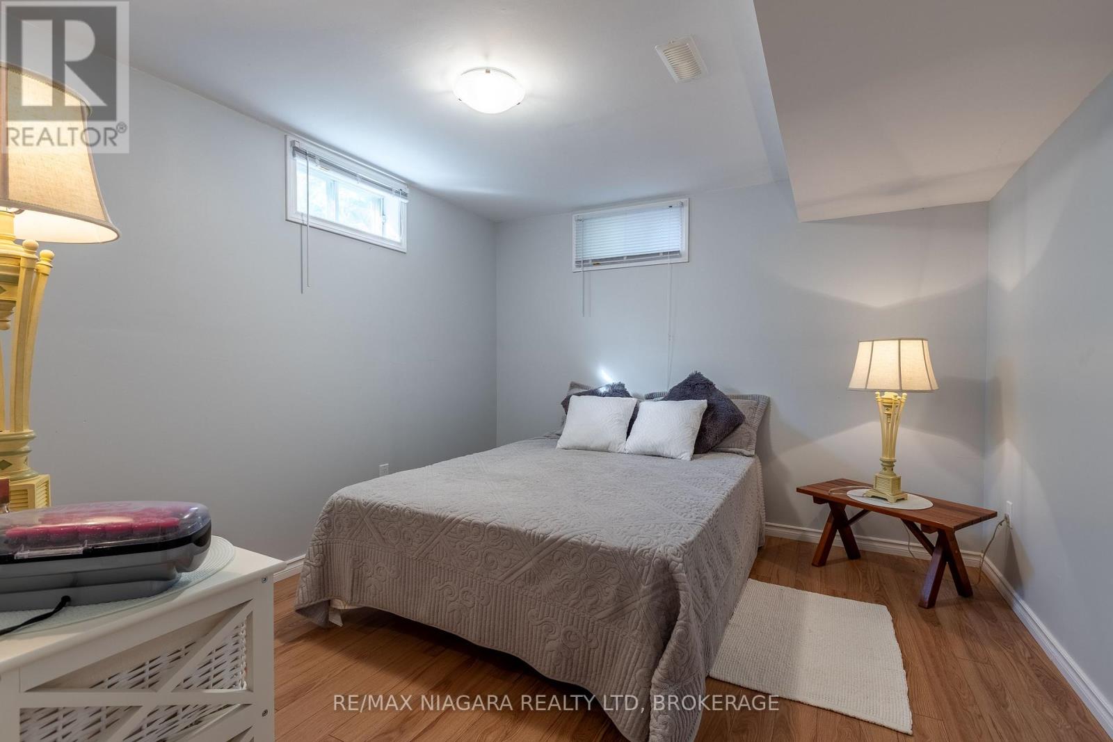 161 Green Pointe Drive, Welland (N. Welland), Ontario  L3C 6Y7 - Photo 21 - X12451616