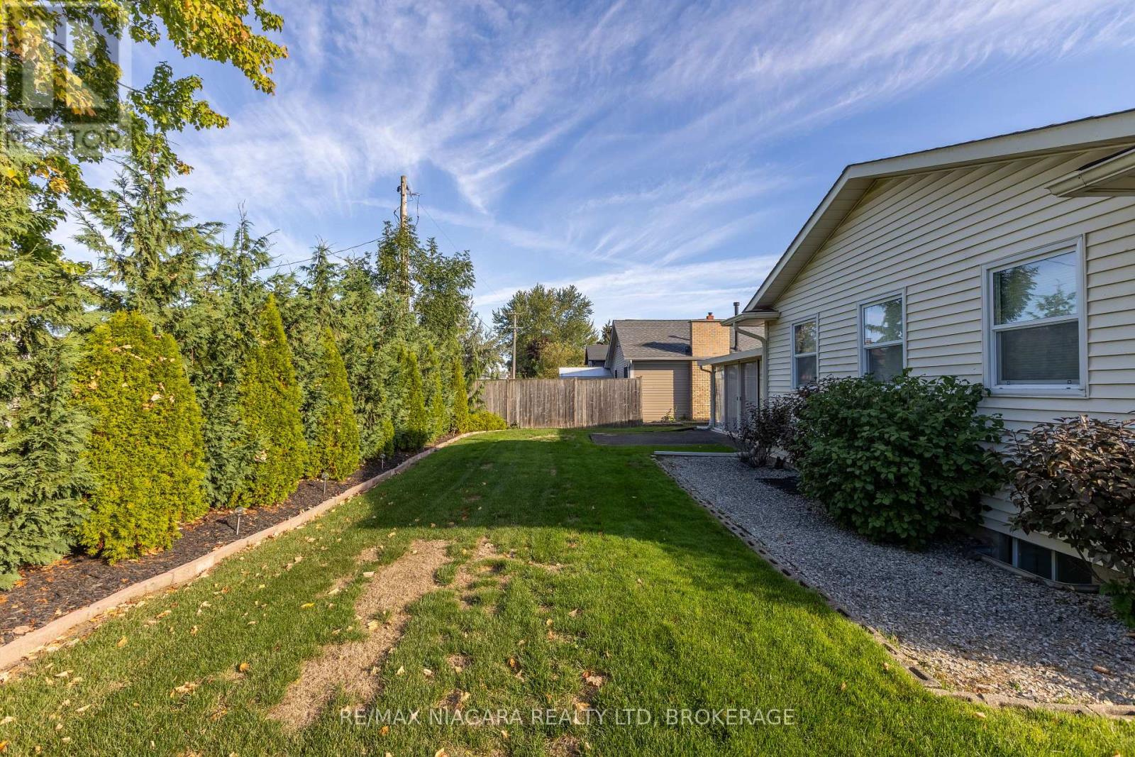 161 Green Pointe Drive, Welland (N. Welland), Ontario  L3C 6Y7 - Photo 23 - X12451616
