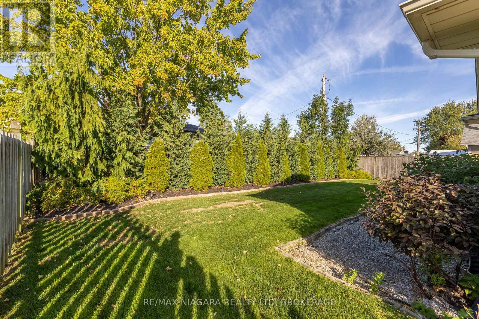 161 Green Pointe Drive, Welland (N. Welland), Ontario  L3C 6Y7 - Photo 24 - X12451616