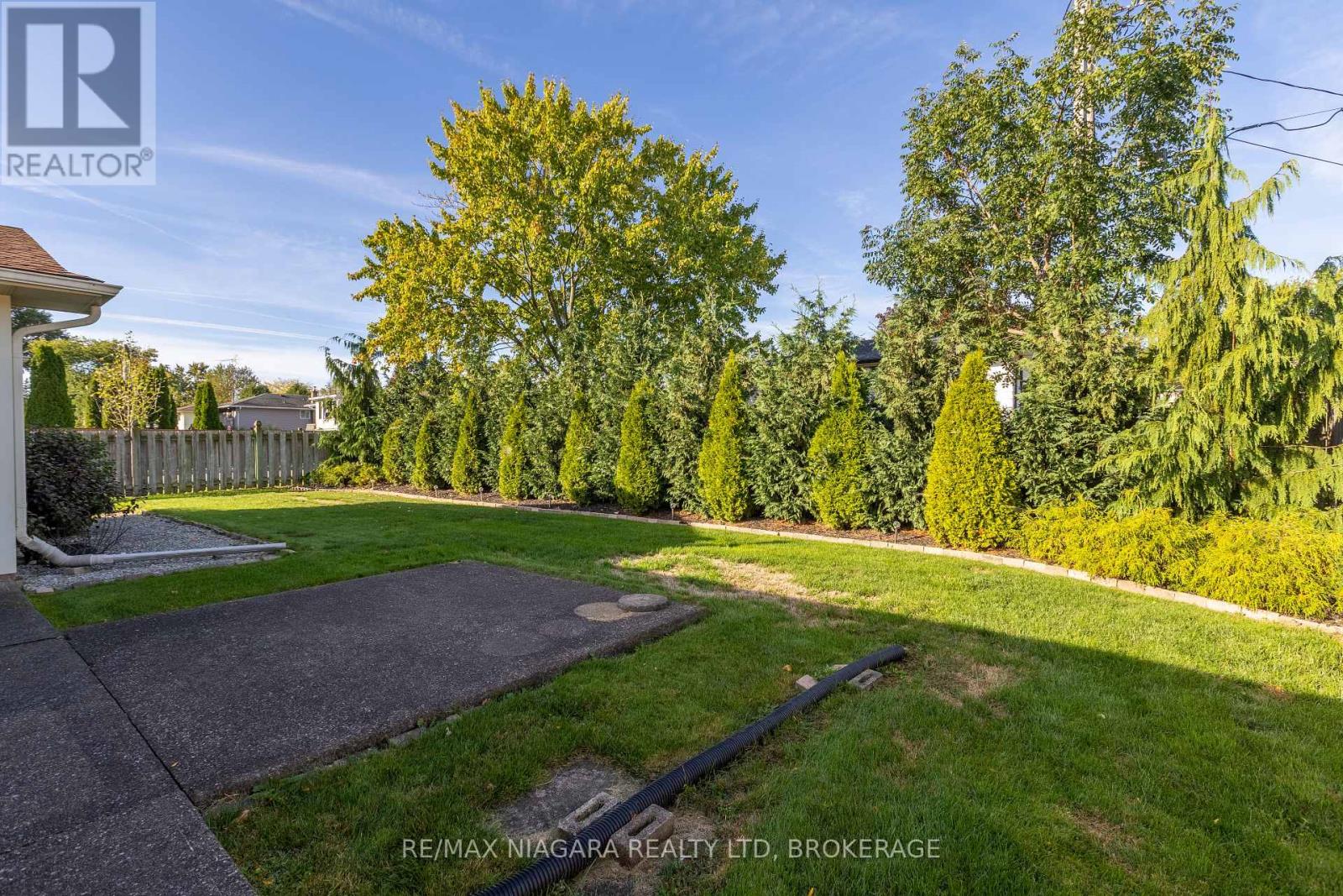 161 Green Pointe Drive, Welland (N. Welland), Ontario  L3C 6Y7 - Photo 25 - X12451616