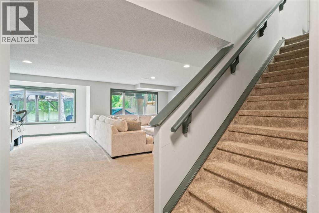 84 Everwillow Park Sw, Calgary, Alberta  T2Y 5C6 - Photo 40 - A2257530