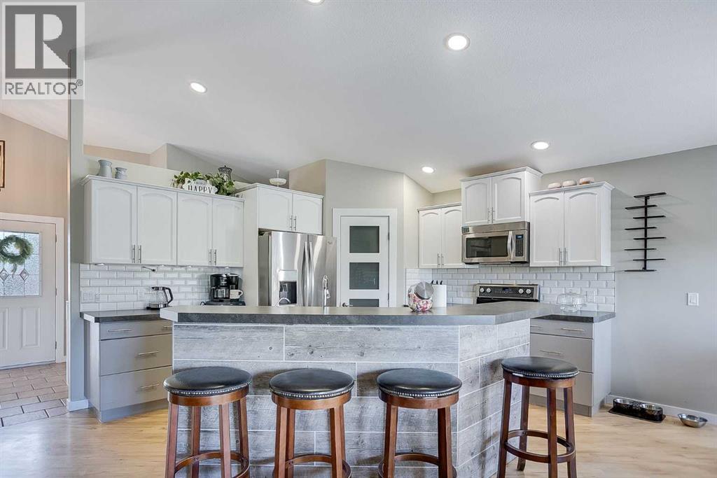 211 Lineham Acres Close Nw, High River, Alberta  T1V 1W6 - Photo 12 - A2260340