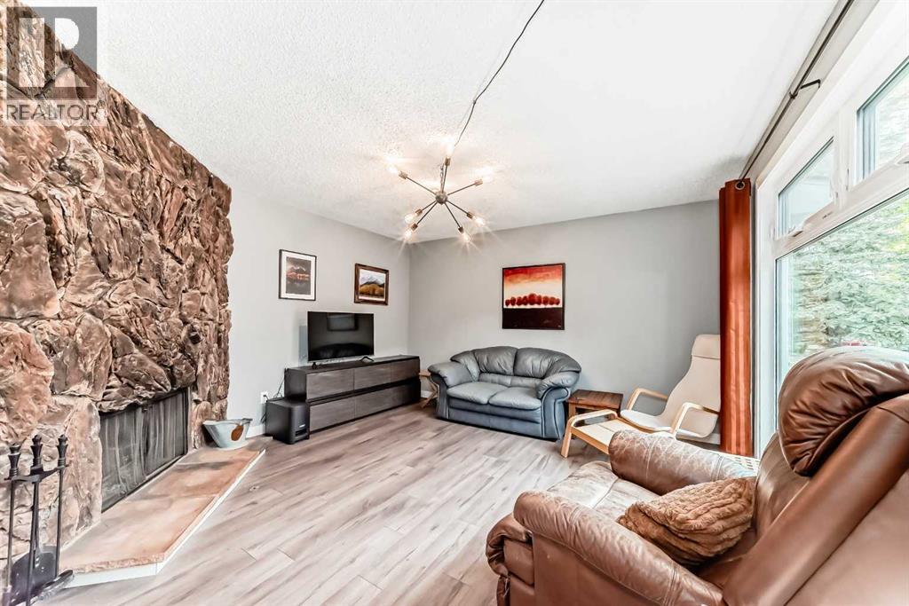 6739 Coach Hill Road Sw, Calgary, Alberta  T3H 1V7 - Photo 9 - A2261494