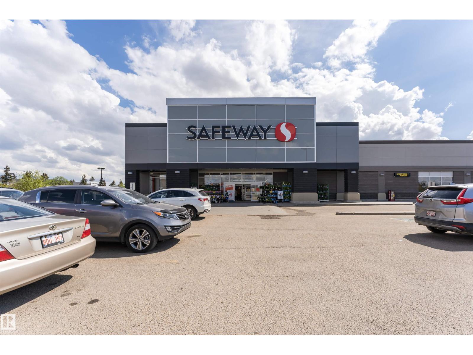 #56 2020 105 St Nw, Edmonton, Alberta  T6J 5J2 - Photo 61 - E4461291