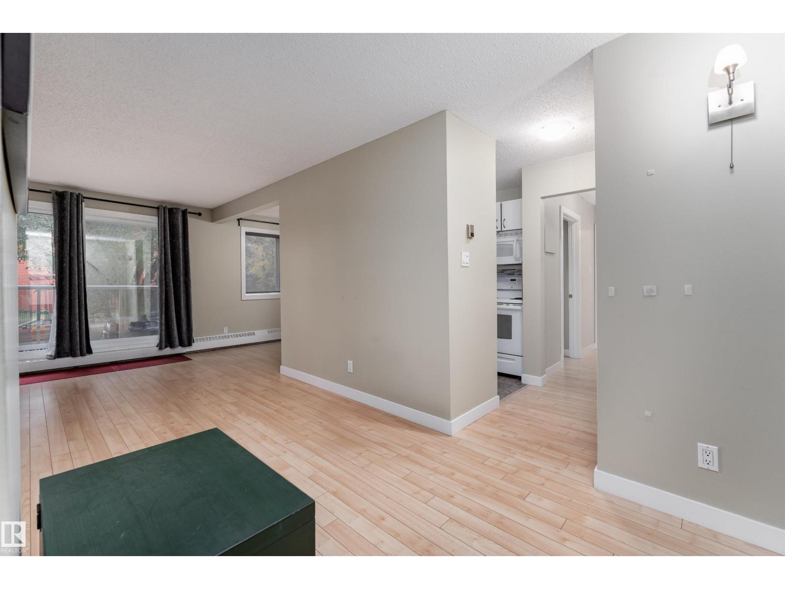 #201 11019 107 St Nw, Edmonton, Alberta  T5H 2Z6 - Photo 3 - E4461295