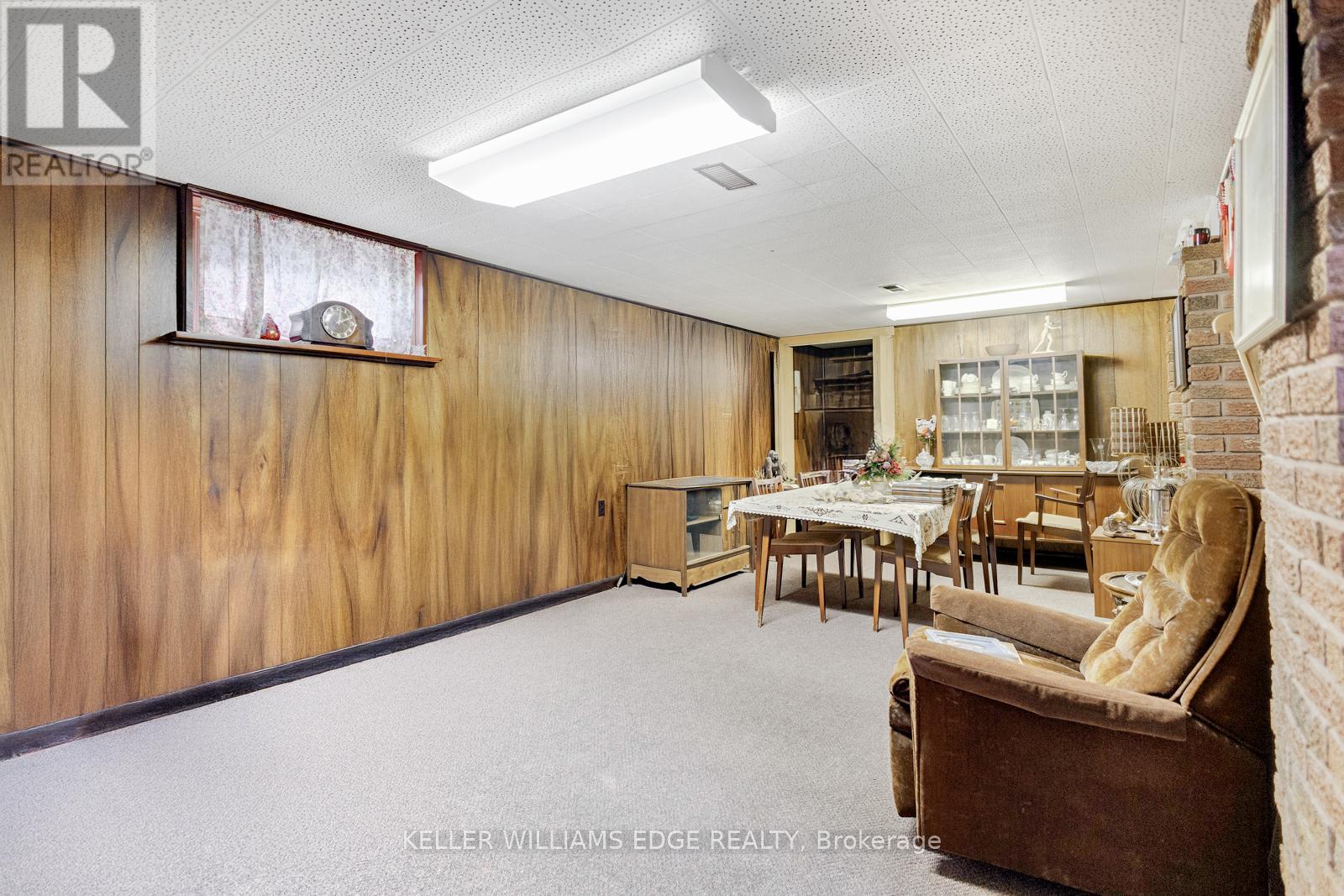 63 Hardale Crescent, Hamilton, Ontario  L8T 1X9 - Photo 12 - X12451482