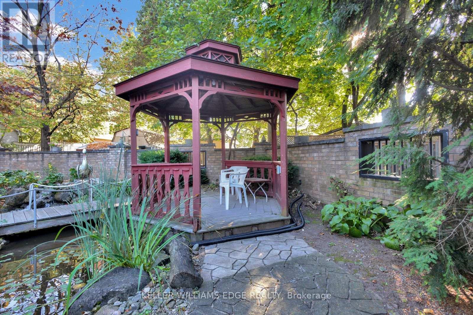 63 Hardale Crescent, Hamilton, Ontario  L8T 1X9 - Photo 18 - X12451482