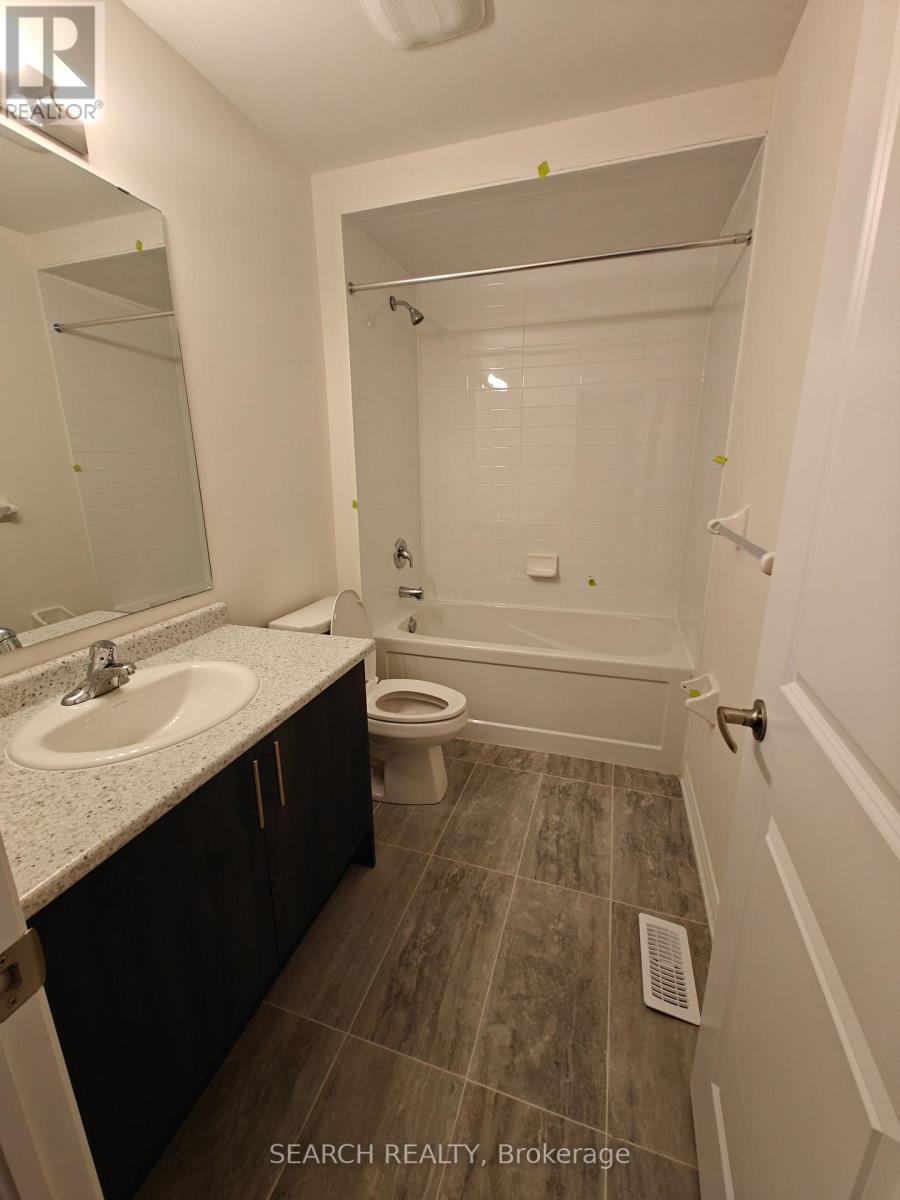 60 Hickey Lane, Kawartha Lakes, Ontario  K9V 0T2 - Photo 12 - X12451486
