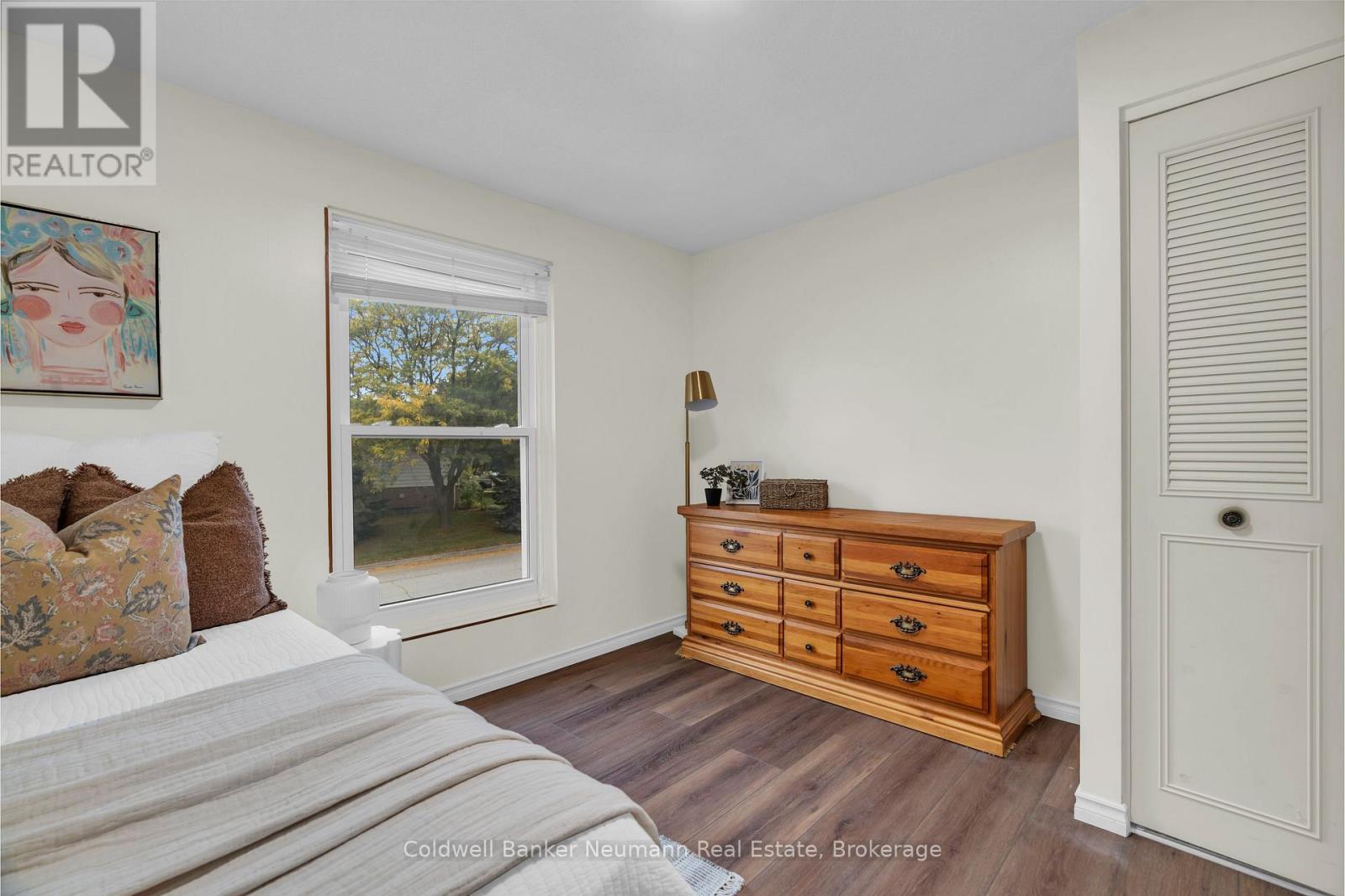 2 Lisa Lane, Guelph, Ontario  N1H 7H7 - Photo 12 - X12451680