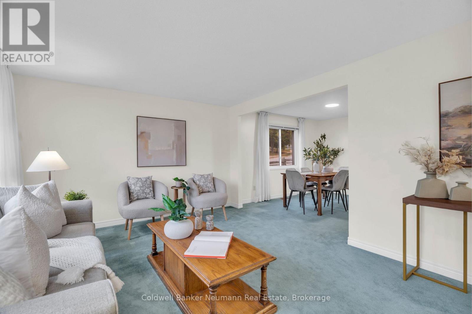 2 Lisa Lane, Guelph, Ontario  N1H 7H7 - Photo 5 - X12451680