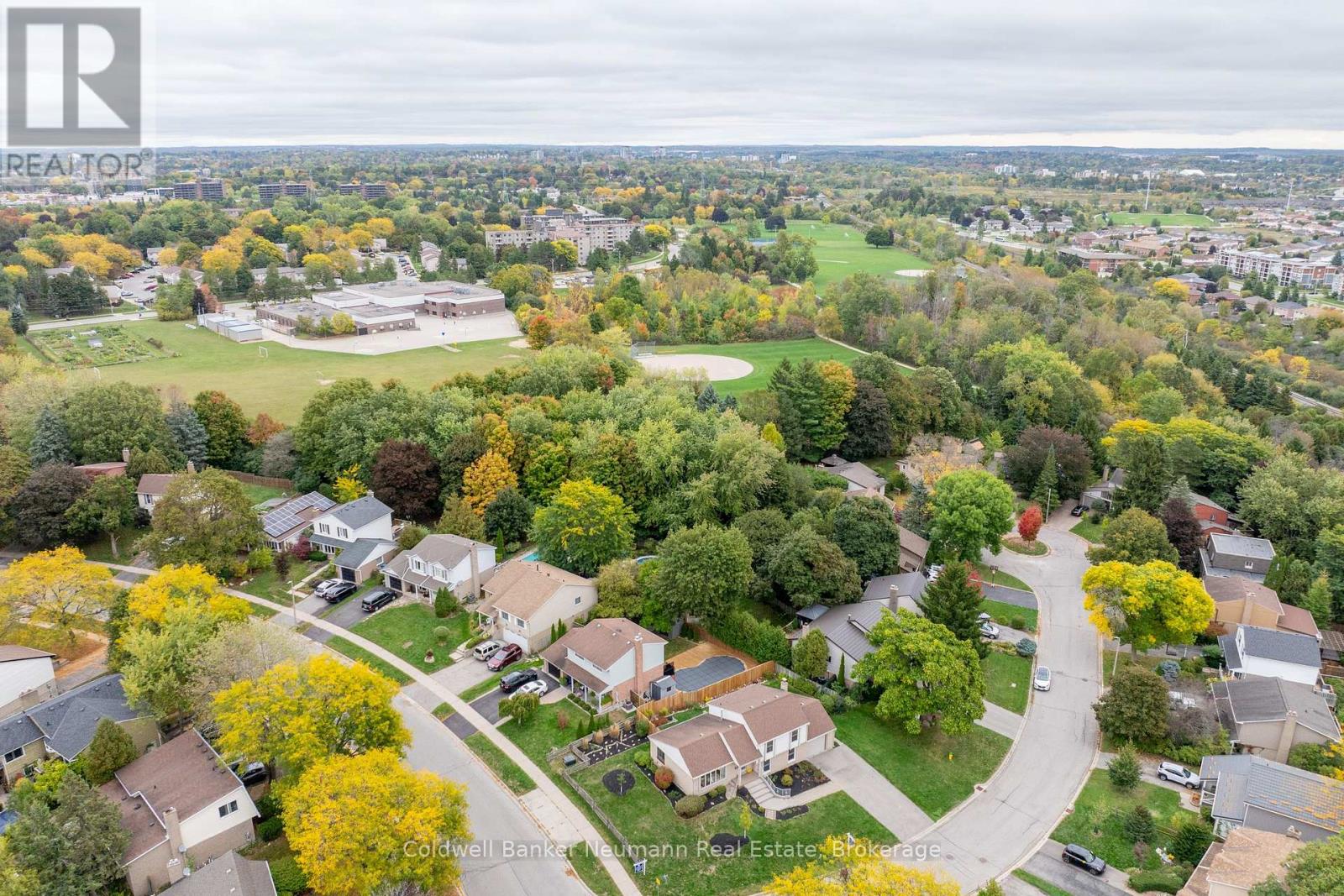 2 Lisa Lane, Guelph, Ontario  N1H 7H7 - Photo 35 - X12451680