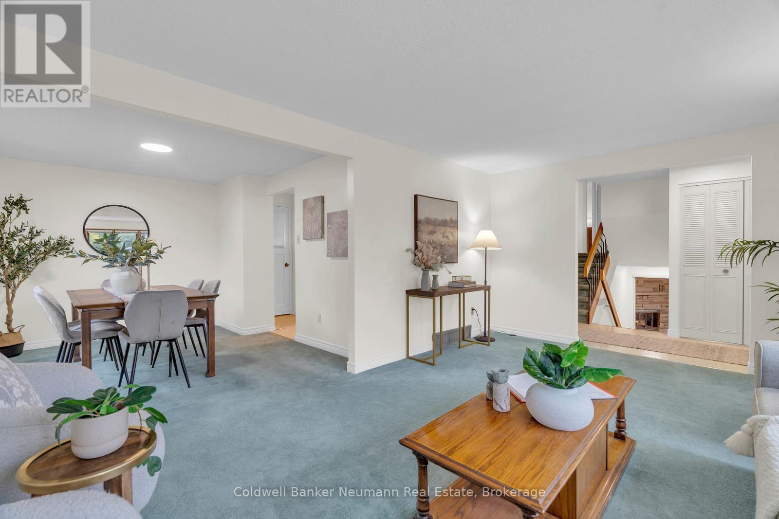 2 Lisa Lane, Guelph, Ontario  N1H 7H7 - Photo 6 - X12451680