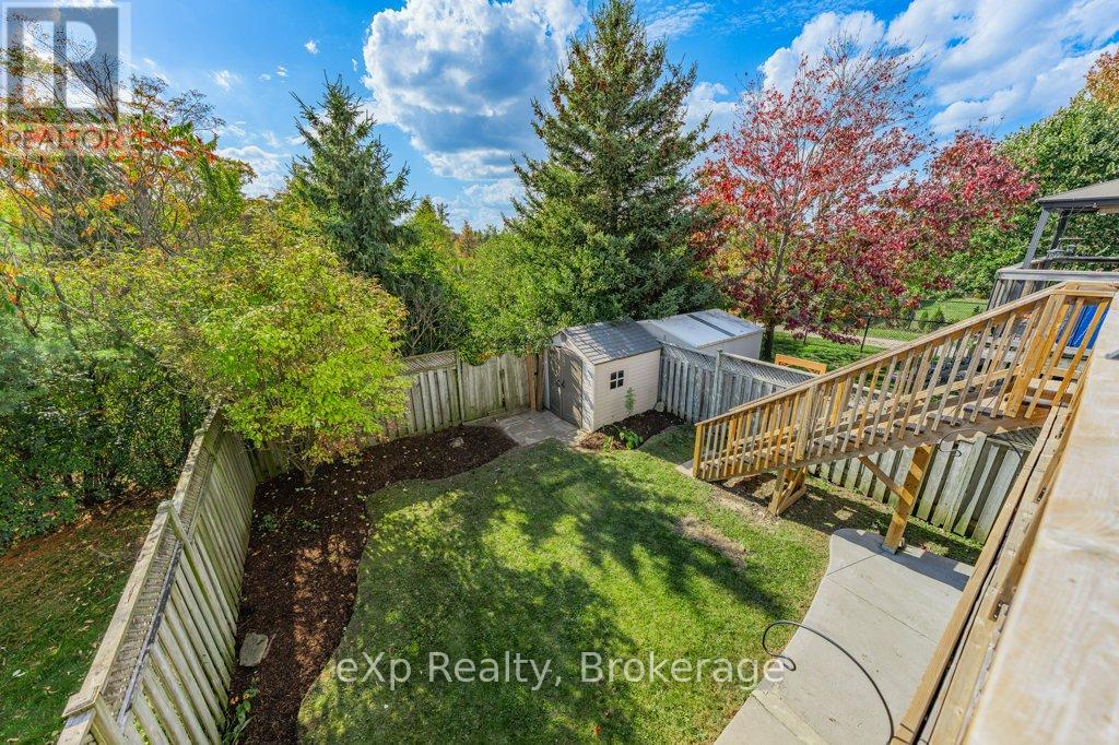 43 Boulder Crescent, Guelph (Clairfields/hanlon Business Park), Ontario  N1G 5A2 - Photo 35 - X12451686