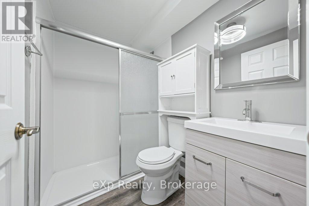 43 Boulder Crescent, Guelph (Clairfields/hanlon Business Park), Ontario  N1G 5A2 - Photo 32 - X12451686