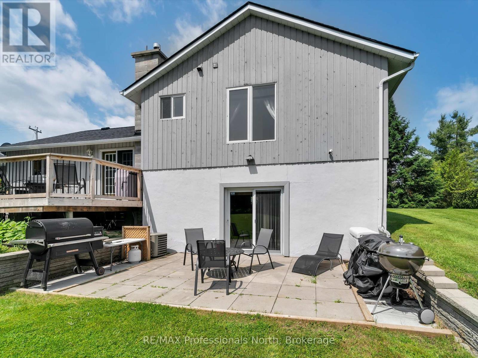 1287 Golden Beach Road, Bracebridge, Ontario  P1L 1W8 - Photo 4 - X12451690