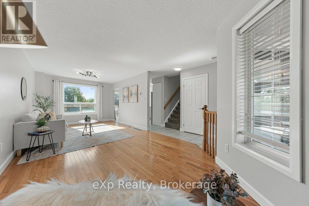 43 Boulder Crescent, Guelph (Clairfields/hanlon Business Park), Ontario  N1G 5A2 - Photo 9 - X12451686