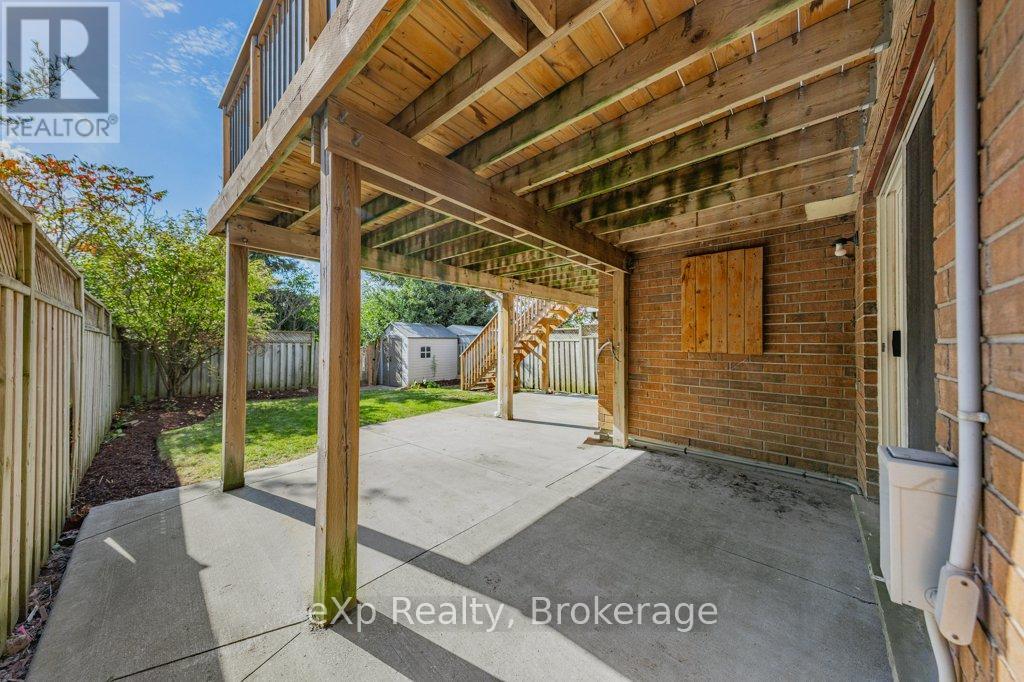43 Boulder Crescent, Guelph (Clairfields/hanlon Business Park), Ontario  N1G 5A2 - Photo 38 - X12451686