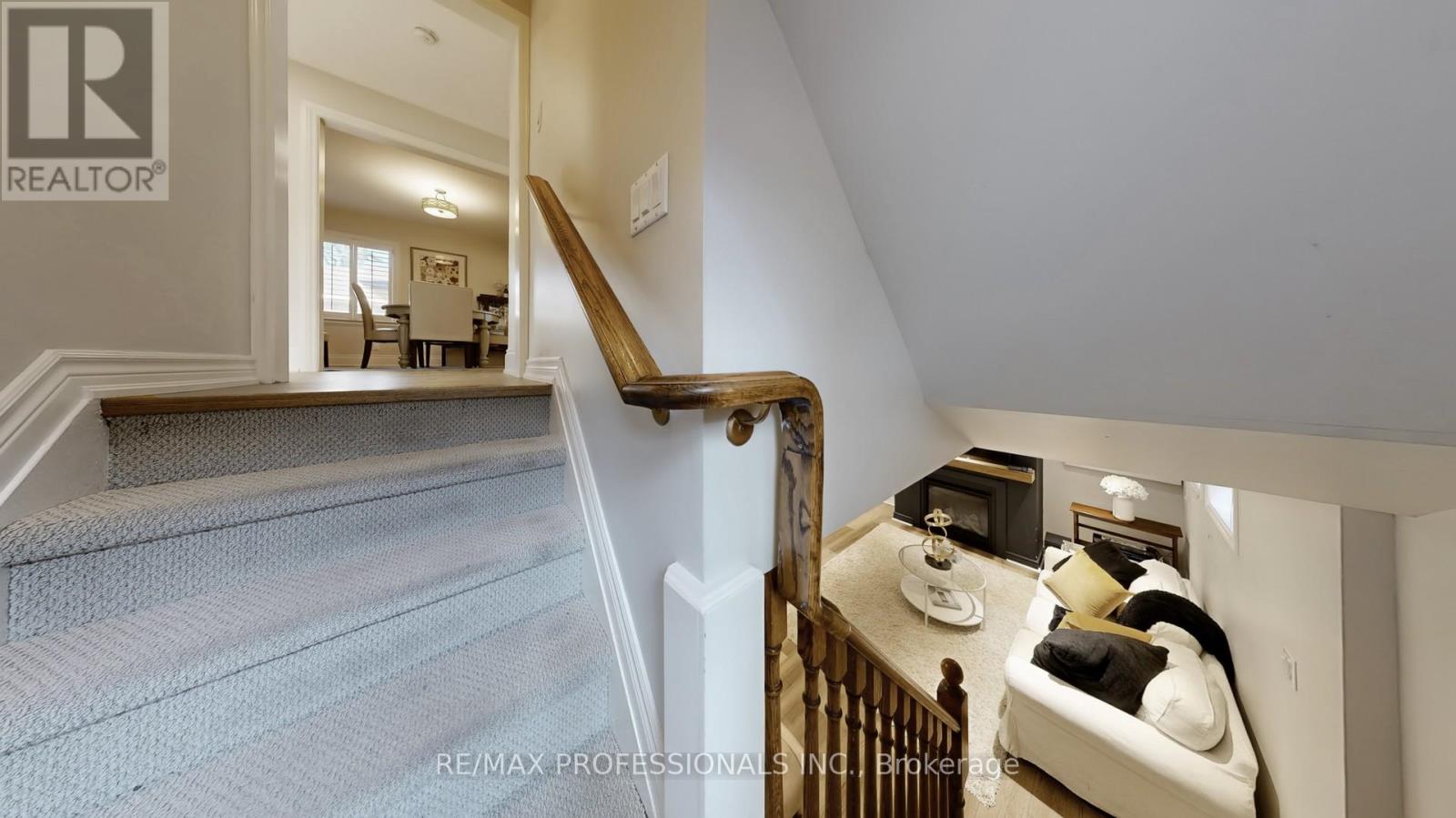 84 North Heights Road, Toronto, Ontario  M9B 2T8 - Photo 22 - W12451250