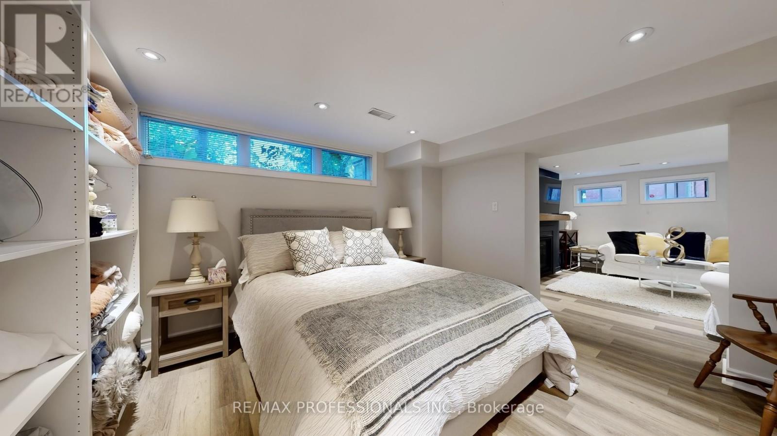 84 North Heights Road, Toronto, Ontario  M9B 2T8 - Photo 38 - W12451250