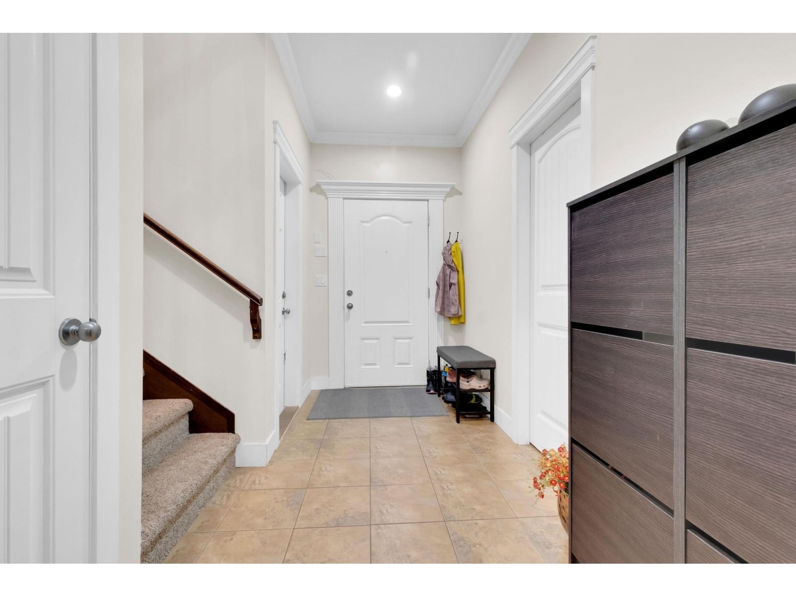 32514 Abercrombie Place, Mission, British Columbia  V4S 0B1 - Photo 3 - R3055473