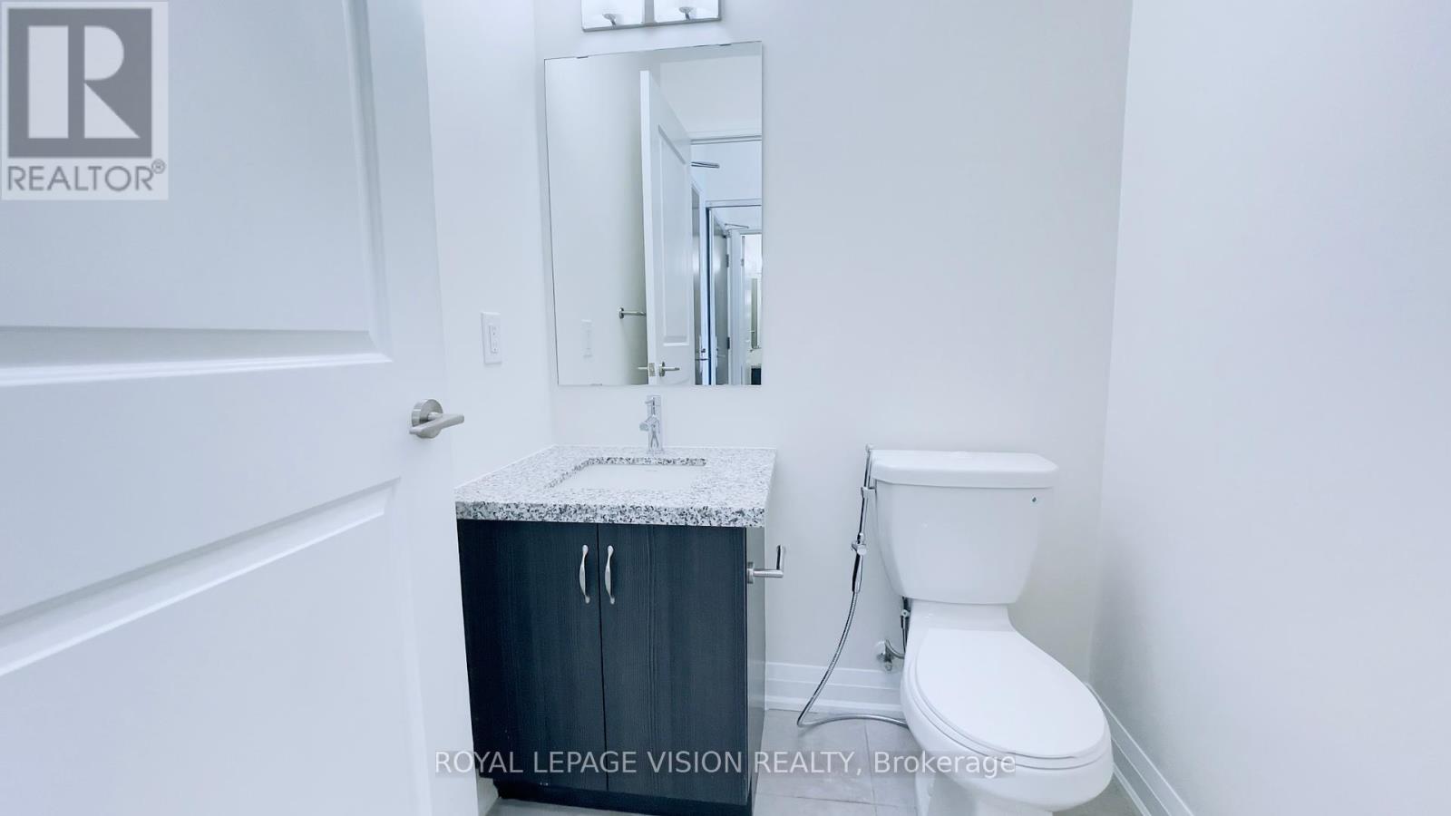 315 - 8763 Bayview Avenue, Richmond Hill, Ontario  L4B 3V1 - Photo 6 - N12451449