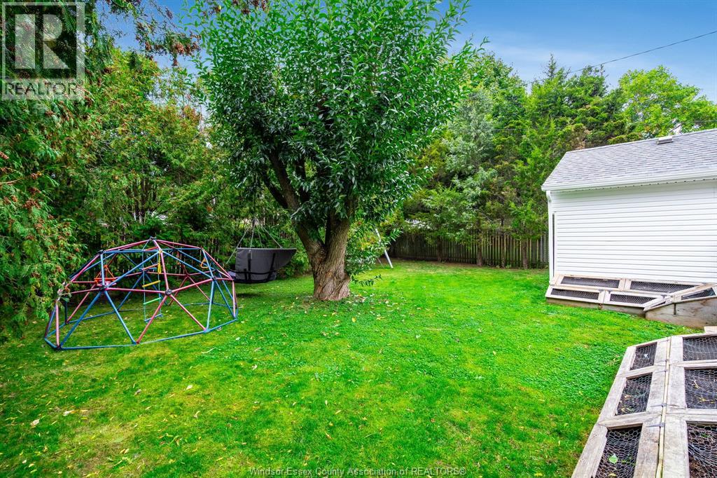85 Orange St, Leamington, Ontario  N8H 1R1 - Photo 35 - 25025660