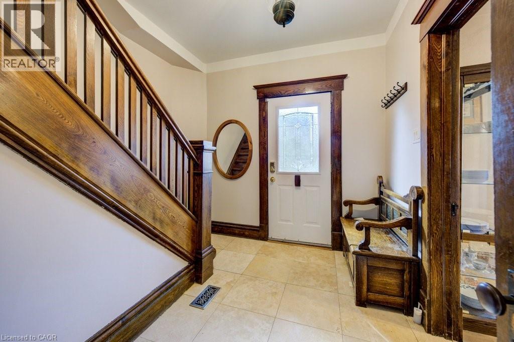 207 Hedley Street, Cambridge, Ontario  N3H 3X9 - Photo 4 - 40770828