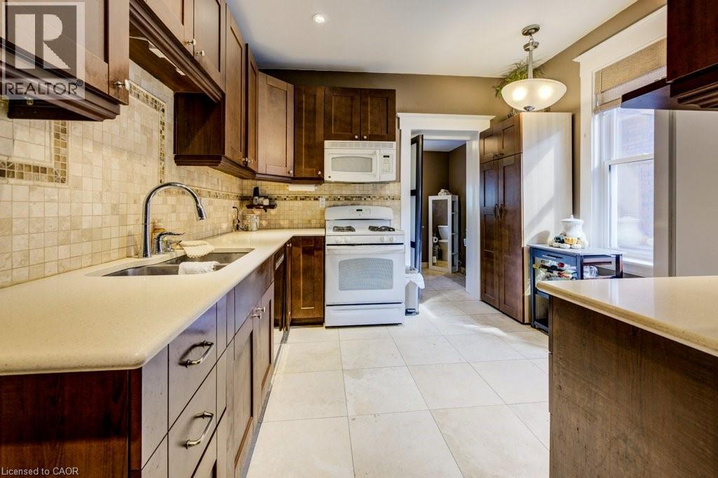 207 Hedley Street, Cambridge, Ontario  N3H 3X9 - Photo 8 - 40770828