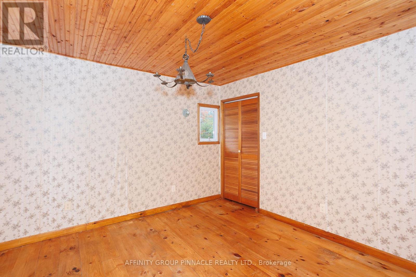 1879 Victoria Road, Kawartha Lakes, Ontario  K0M 2B0 - Photo 13 - X12451703