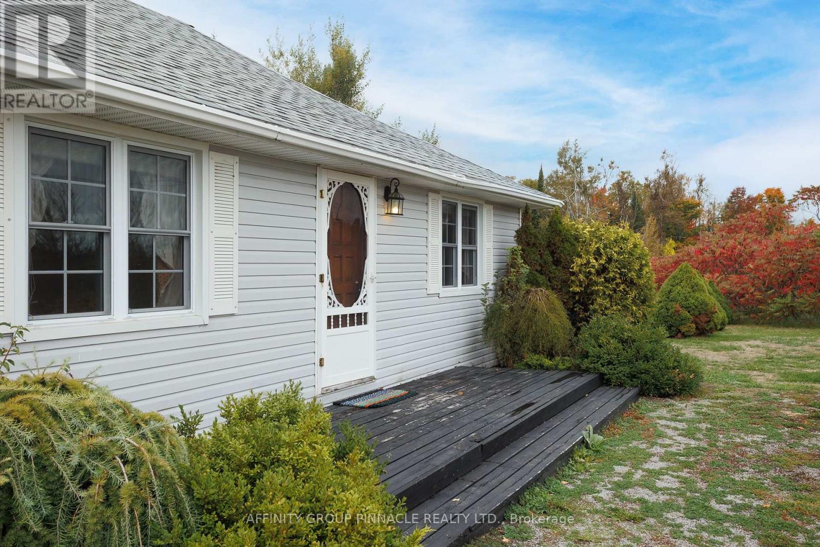 1879 Victoria Road, Kawartha Lakes, Ontario  K0M 2B0 - Photo 7 - X12451703